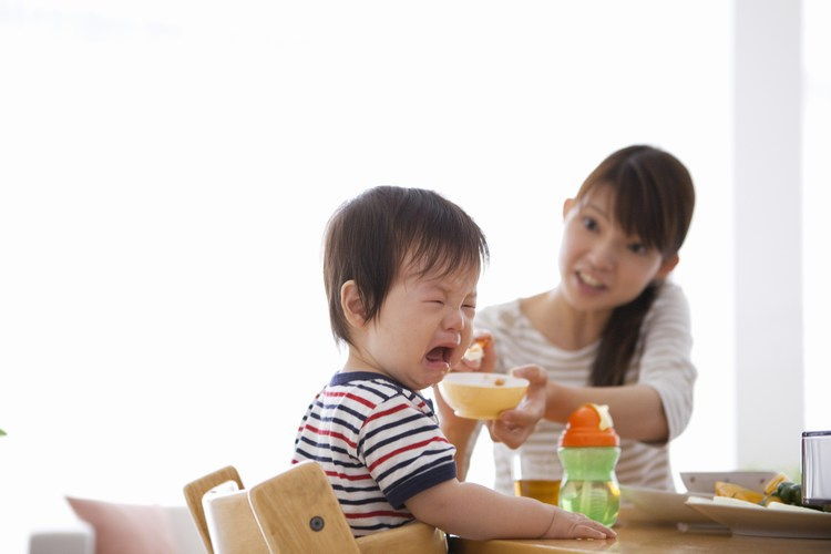 Trẻ hay bị phân sống, gầy gò ốm yếu nguyên nhân do đâu?1